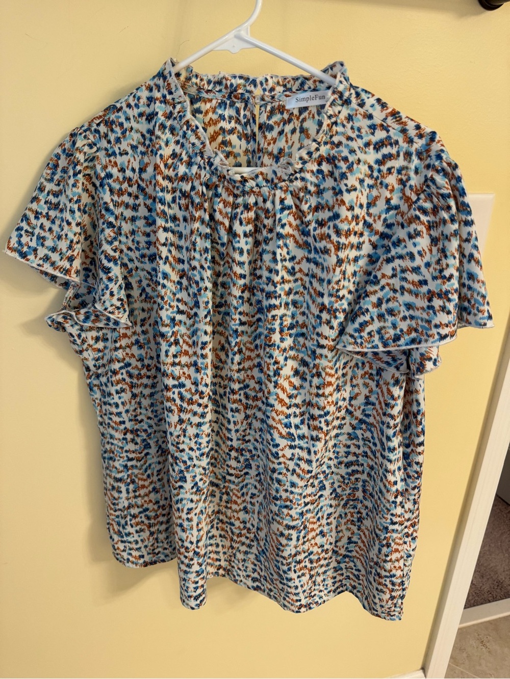 Simple Printed Ruffle Sleeve Blouse in Blue and Brown